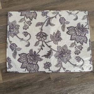 Set of 2 Cannon cotton standard pillow shams